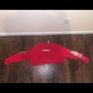 Red crop top size L